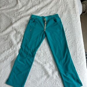 Figs Kade Cargo Scrub Pants